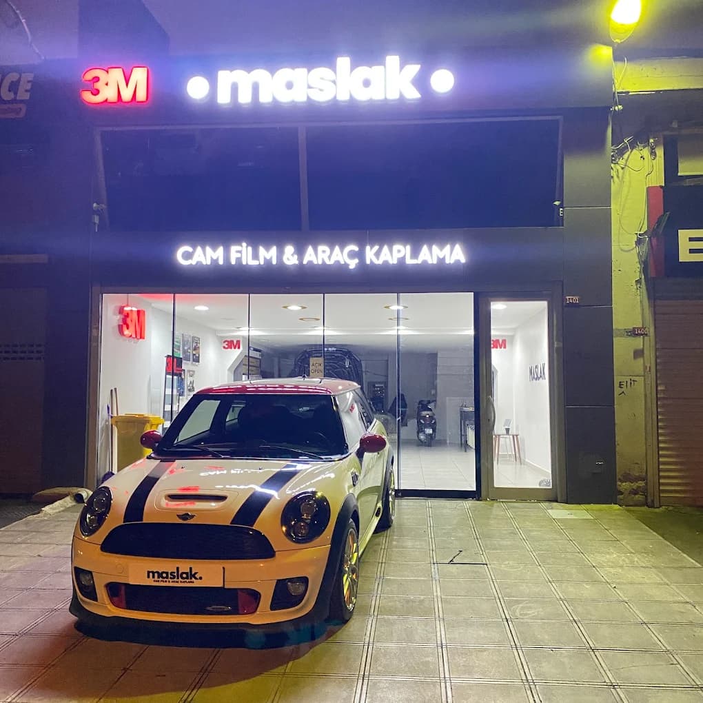 3M Şeffaf Folyo | 3M Maslak 3M Şeffaf Folyo - Çizilmez Poliüretan Kaplama Uygulaması Maslak